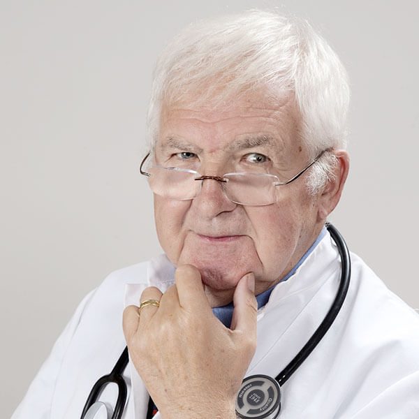 cropped-doctor-2337835_1280-5.jpg